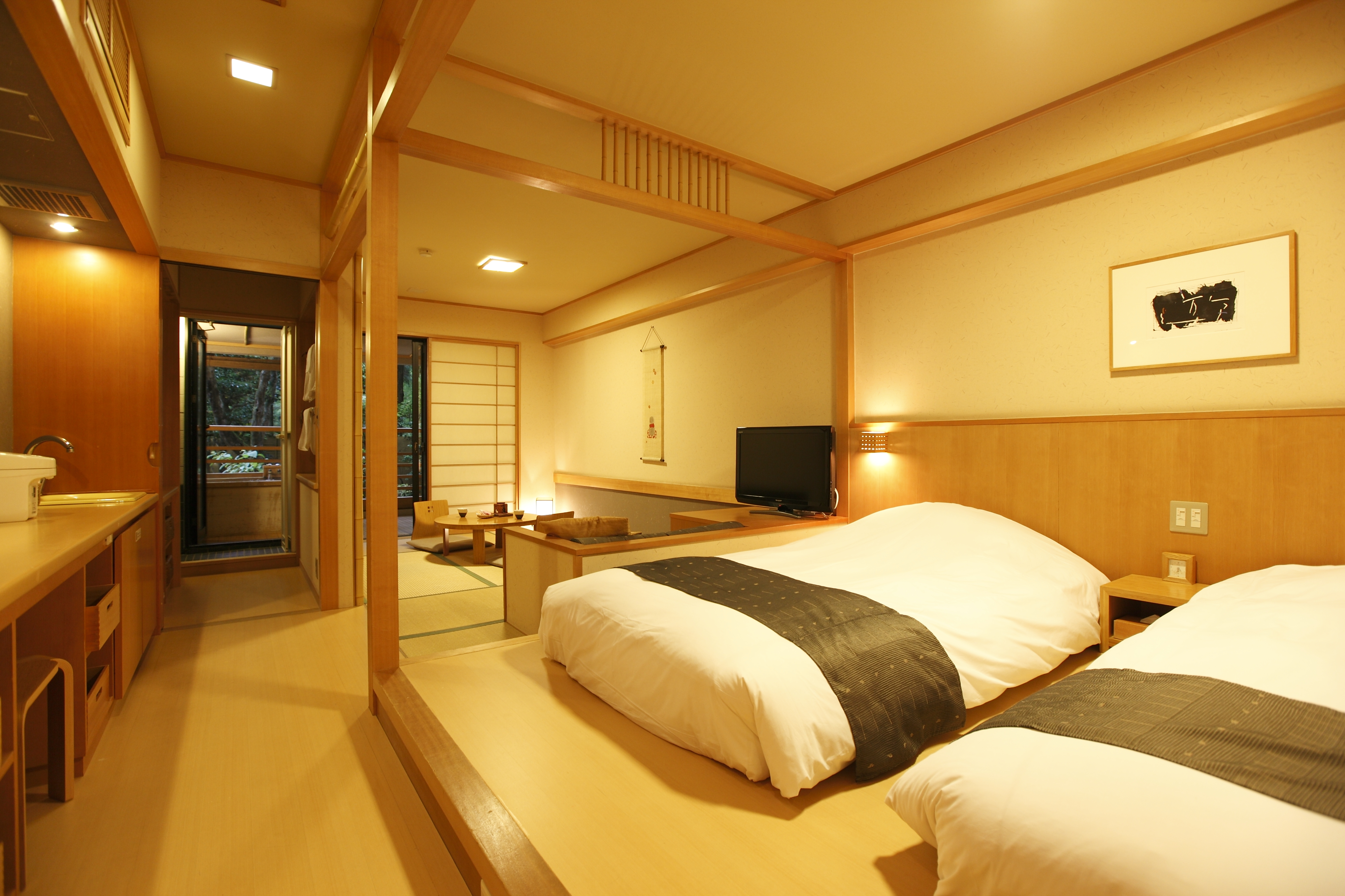 宿る、寛ぐ。個性ある、ふたつの庄