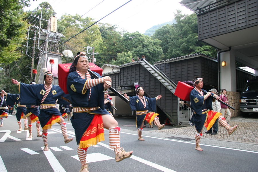 箱根の大名行列 箱根町観光協会公式サイト 温泉 旅館 ホテル 観光情報満載